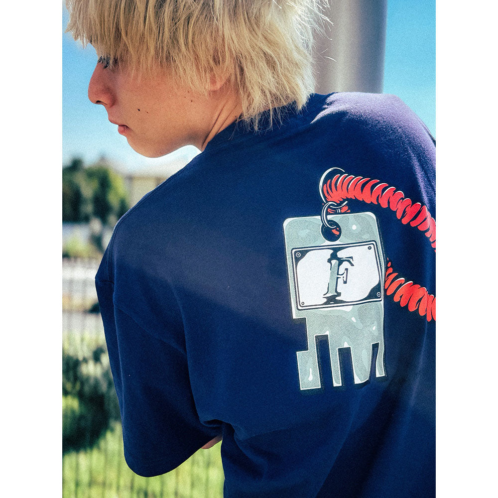 FOMAREと秘密の部屋限定Tシャツ