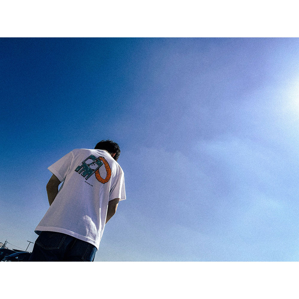 FOMAREと秘密の部屋限定Tシャツ