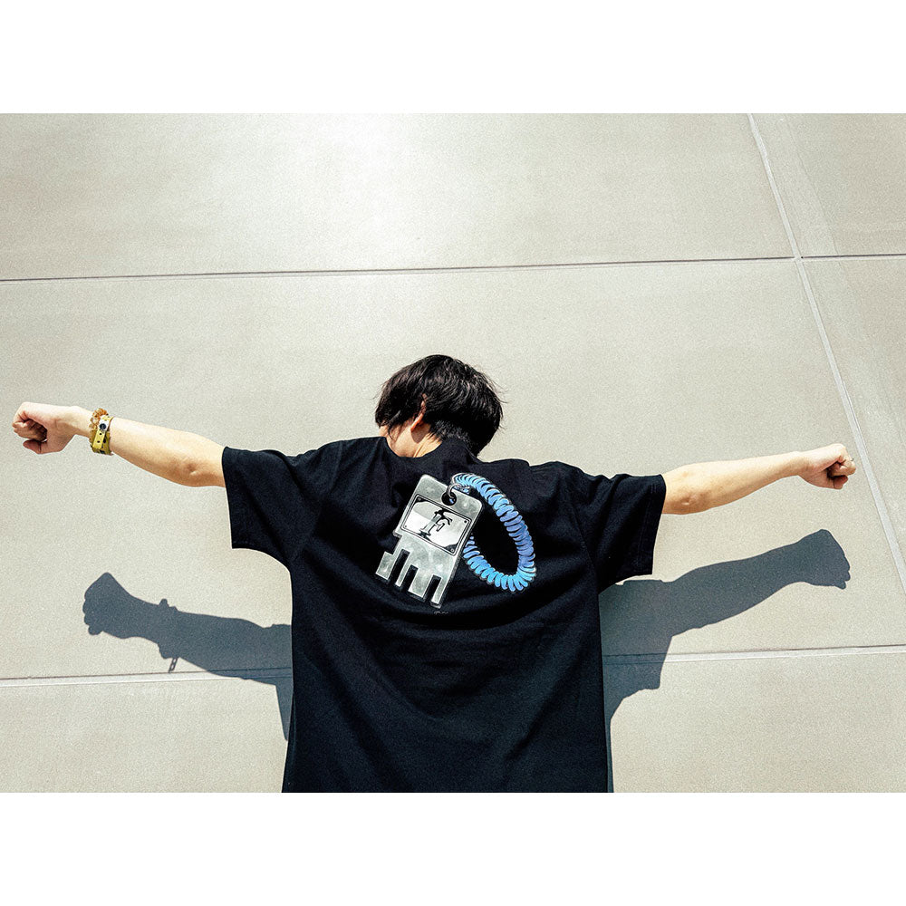 FOMAREと秘密の部屋限定Tシャツ